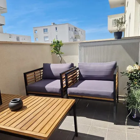 Lnl N Garage * 자다르