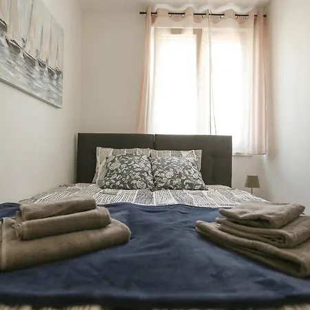 Lnl N Garage * 자다르