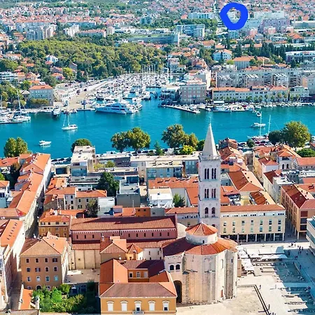 Lnl N Garage 아파트