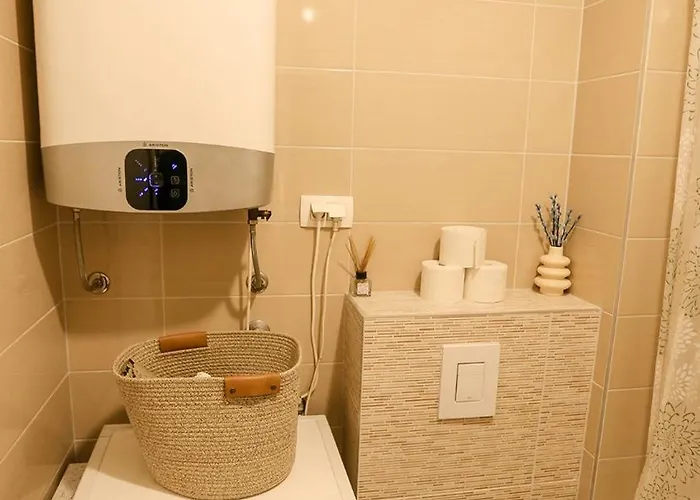 Lnl N Garage Apartmán