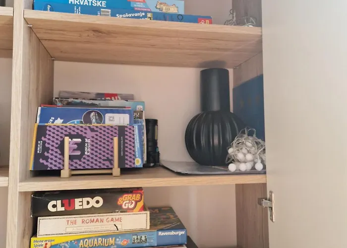 Lnl N Garage 公寓 扎达尔